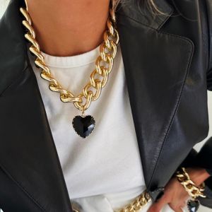 Goldy Dark Necklace