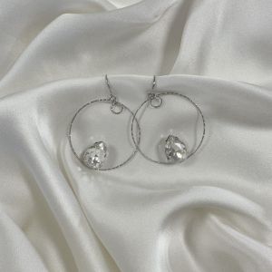 Boucles d'oreilles Sphère Rain Silver Cristal ( vendues par paires)