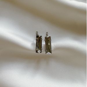Boucles d'oreilles silver baguette Grey (vendues par paires)
