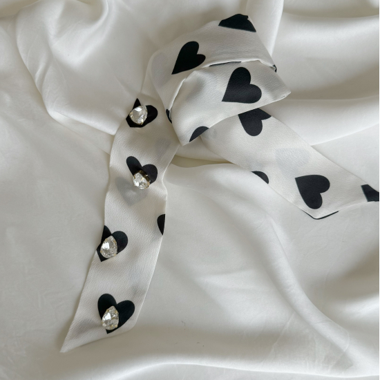 Dark Heart Scarf Tie