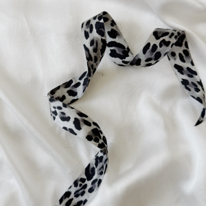 Silver Leopard Ribbon