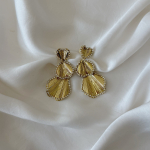Gaia earrings (sold in pairs)