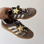 Un Custom Sweet offert dans toutes commandes  (dans la limite des stocks disponibles, sans sneakers)