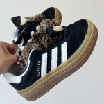 Custom Savana