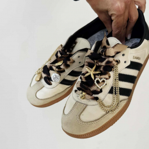 Custom Charme Wild