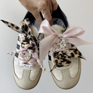 Custom Amor