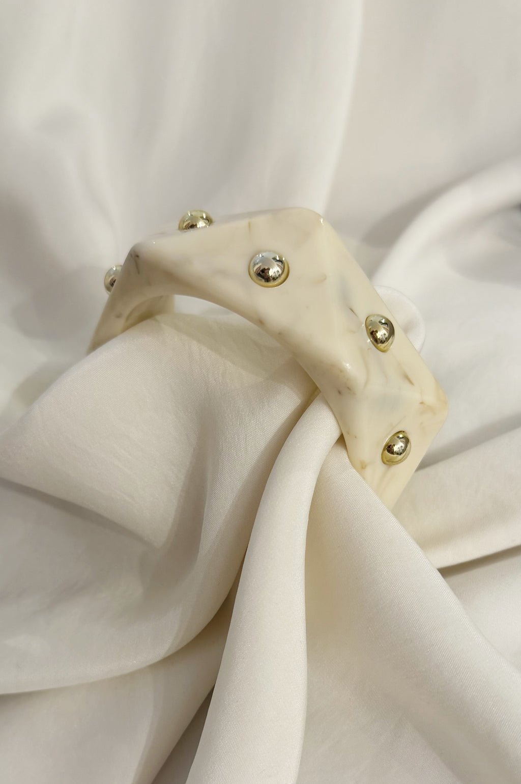BRACELET Odéon  (jonc cloué) Vanille