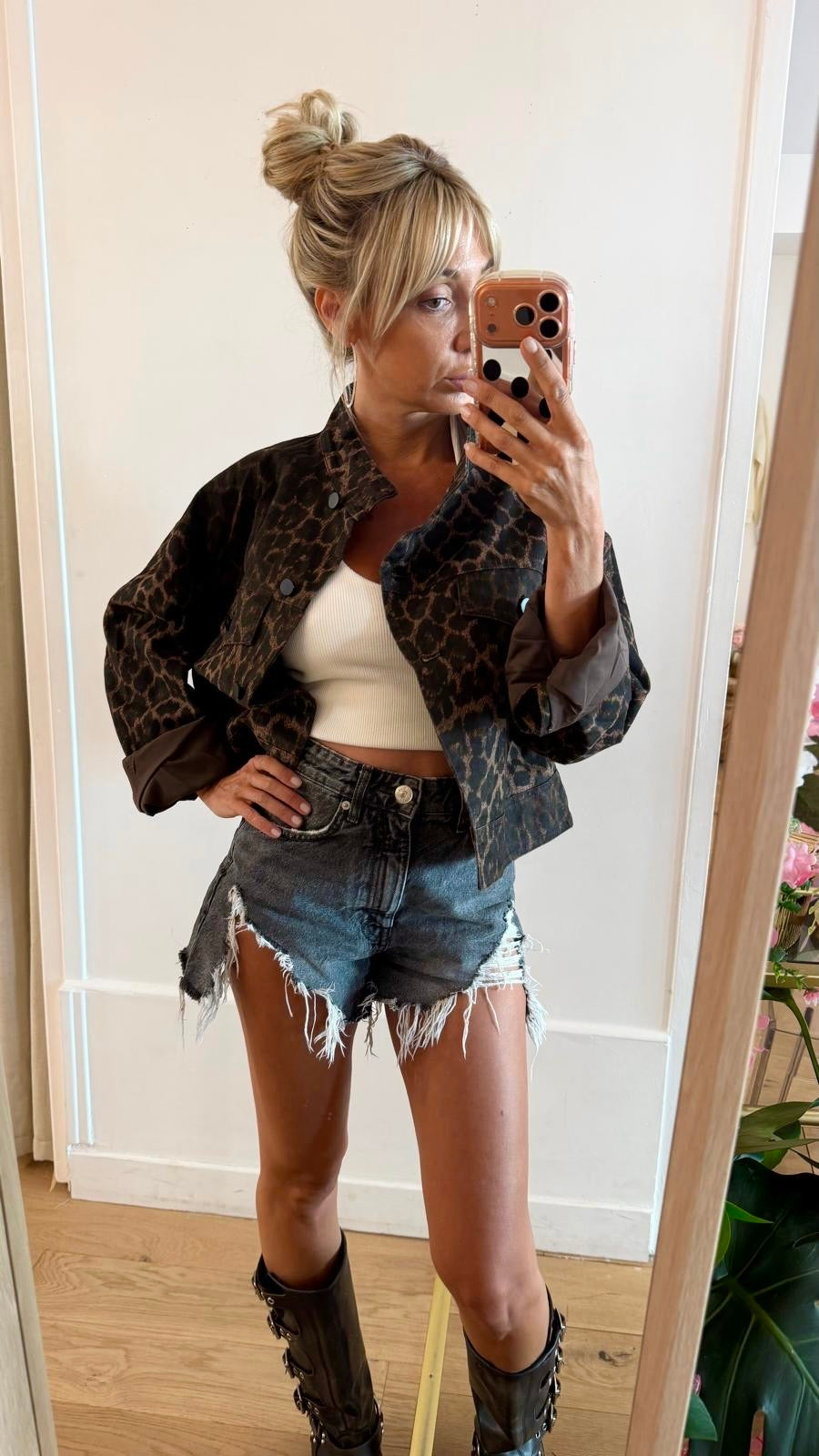 VESTE Raphaëlle