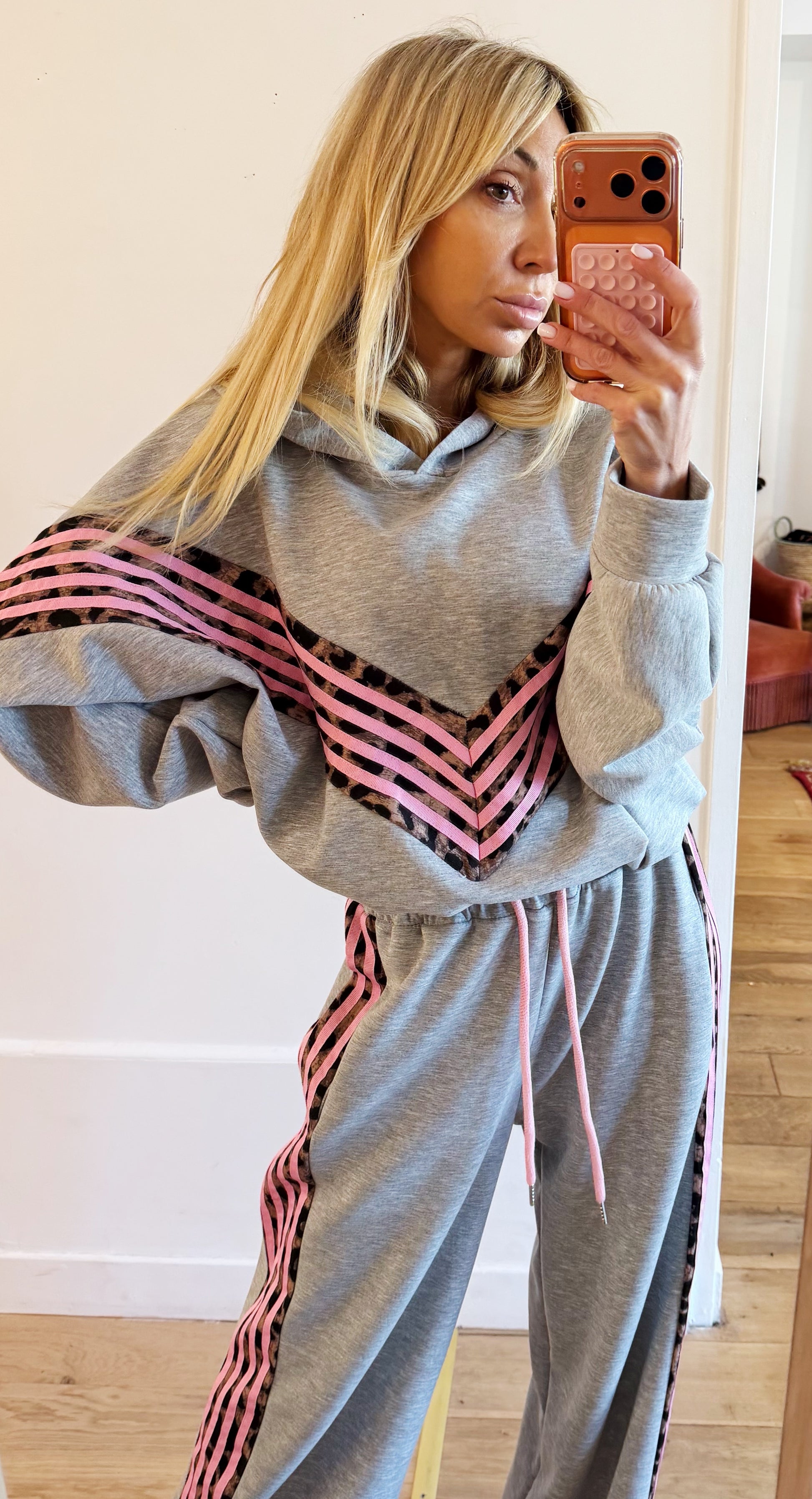 PANTALON Jogging More Love gris