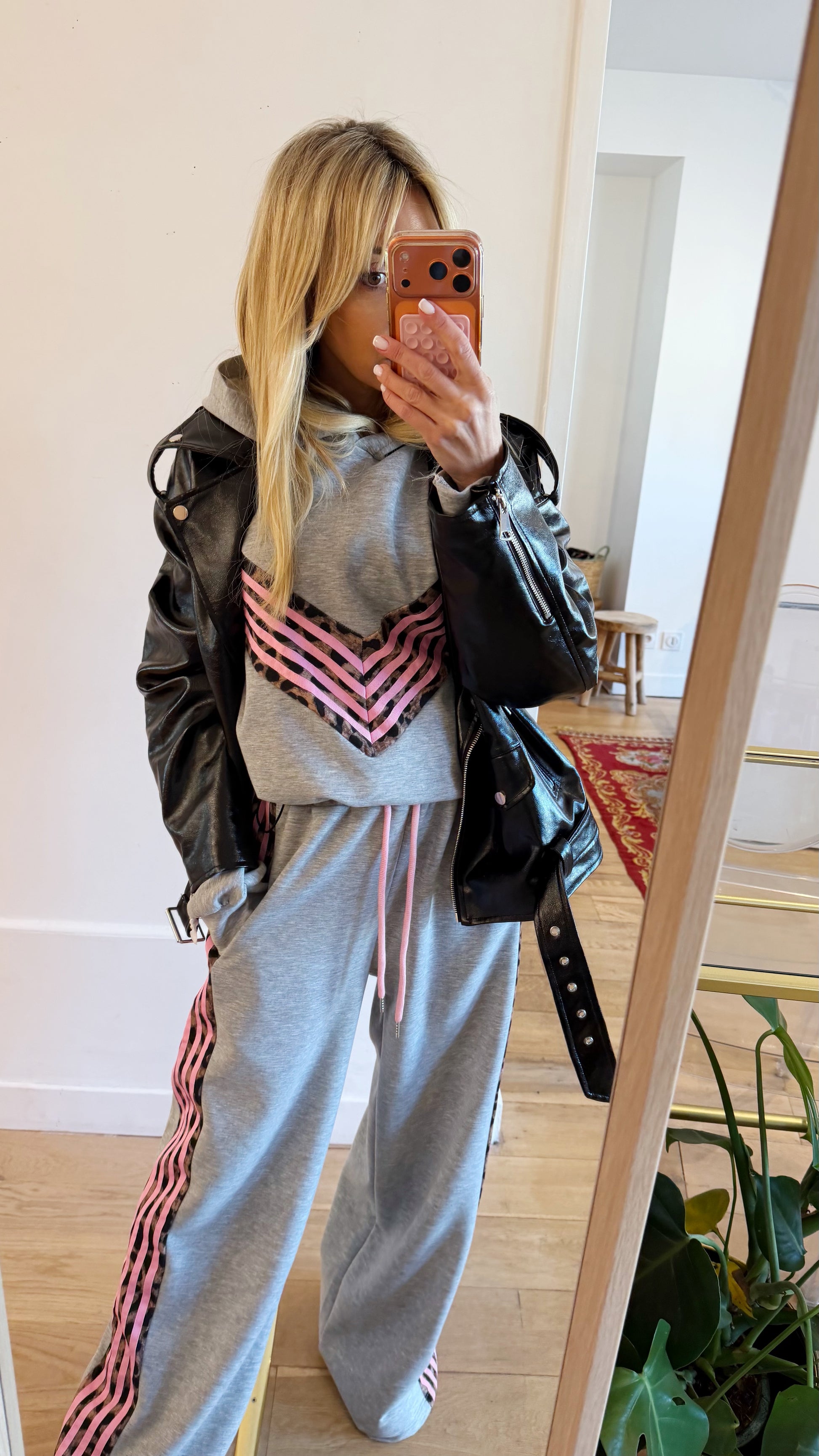 PANTALON Jogging More Love gris