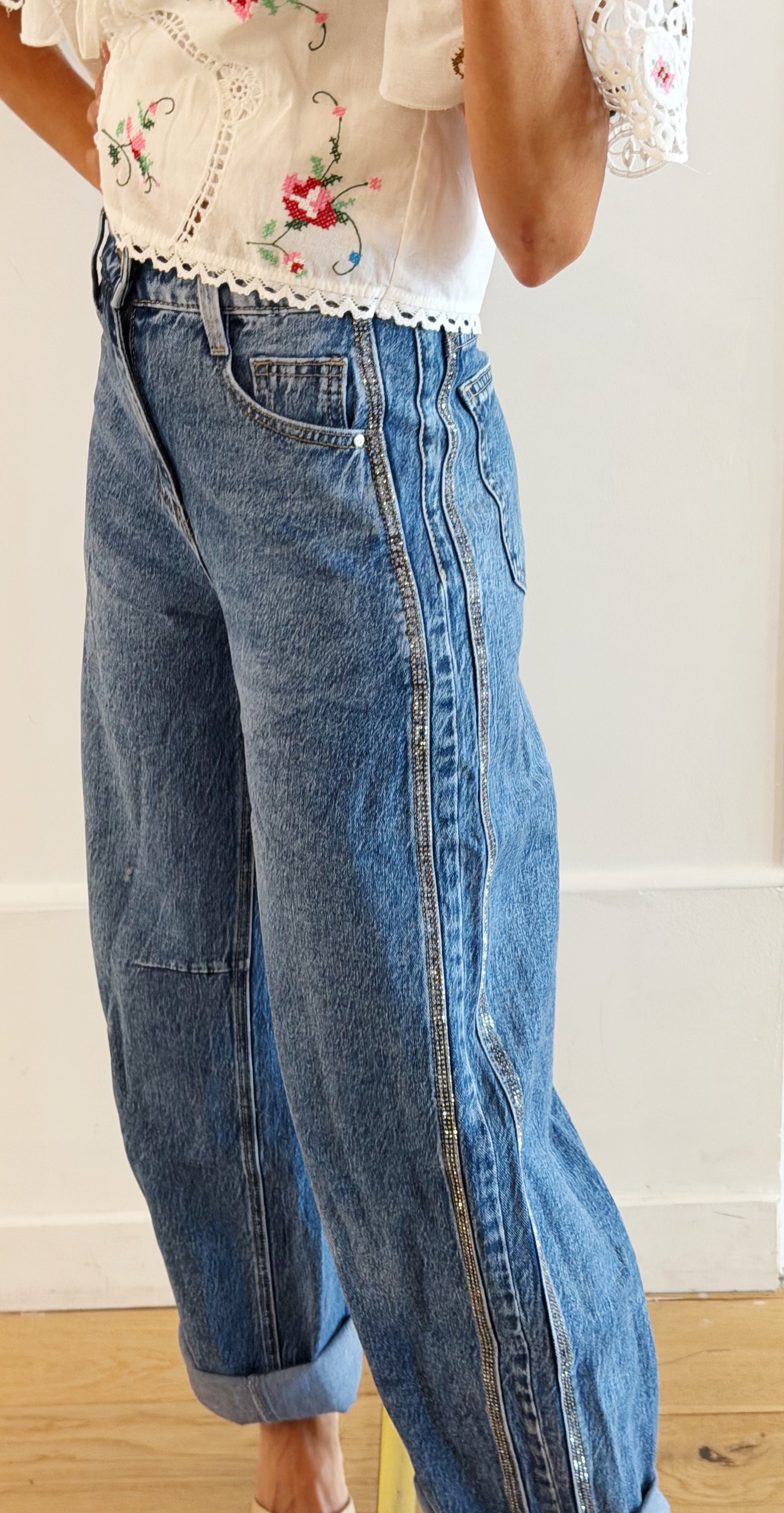 JEANS Cameron