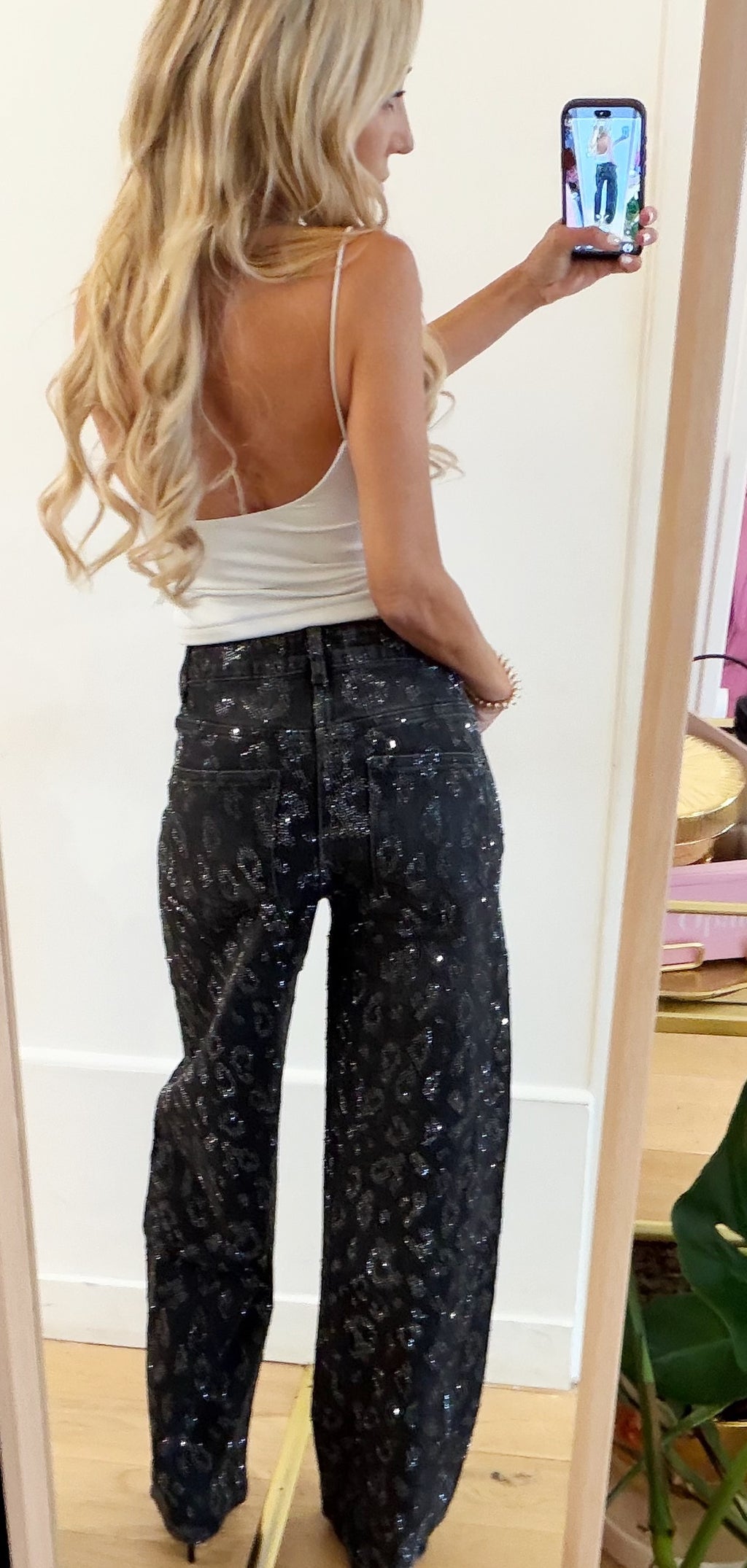 JEANS Scandale