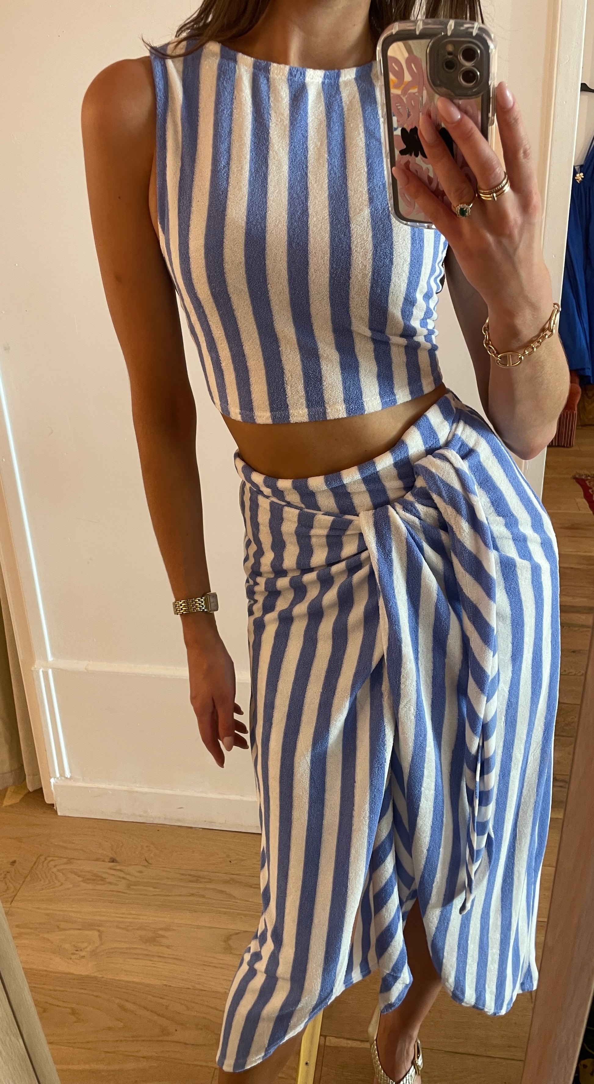 ENSEMBLE beach