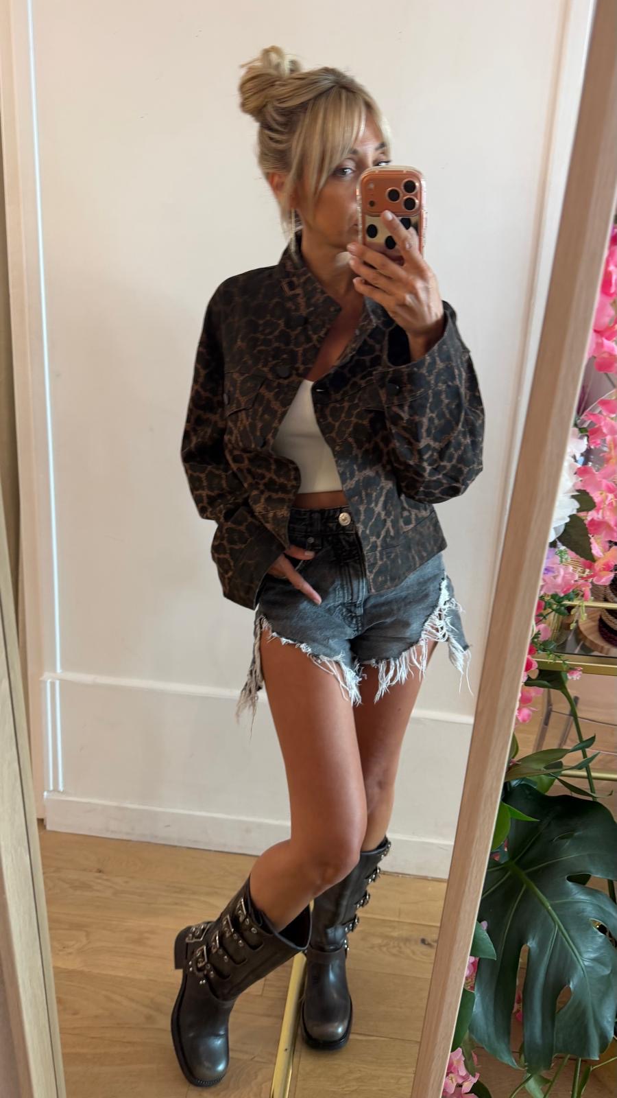 VESTE Raphaëlle