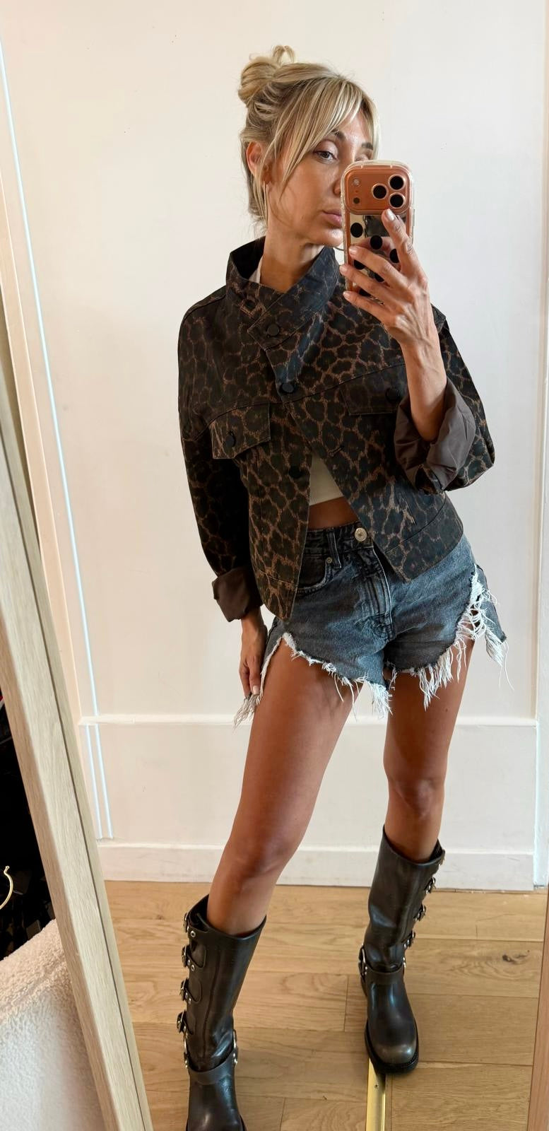 VESTE Raphaëlle
