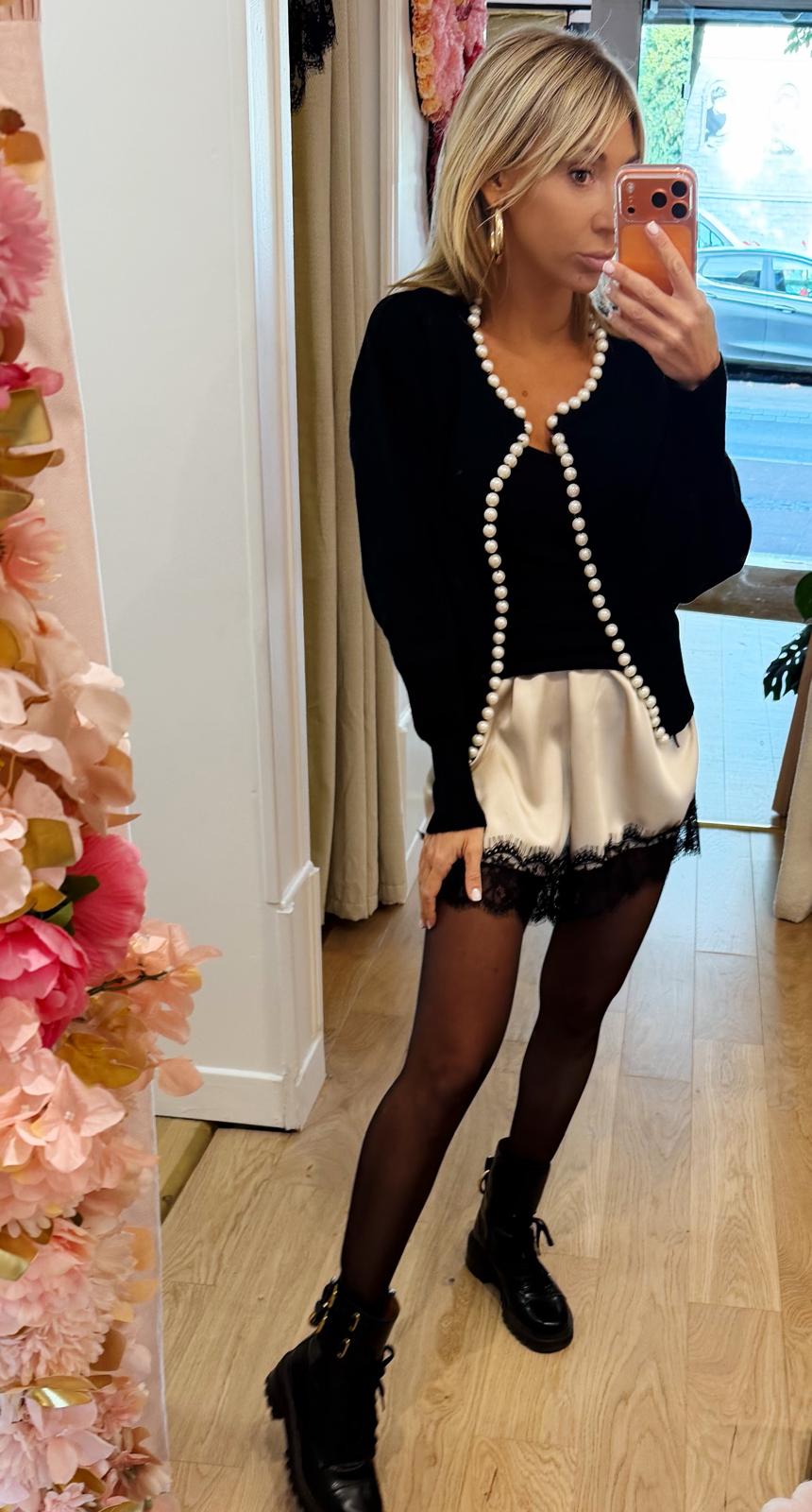 SHORT Pretty Ivory