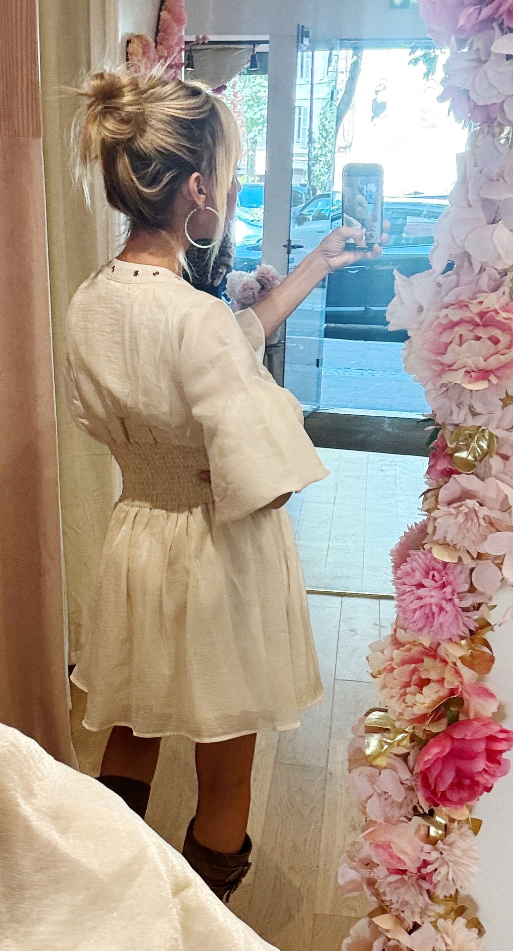 ROBE Lolita Cream